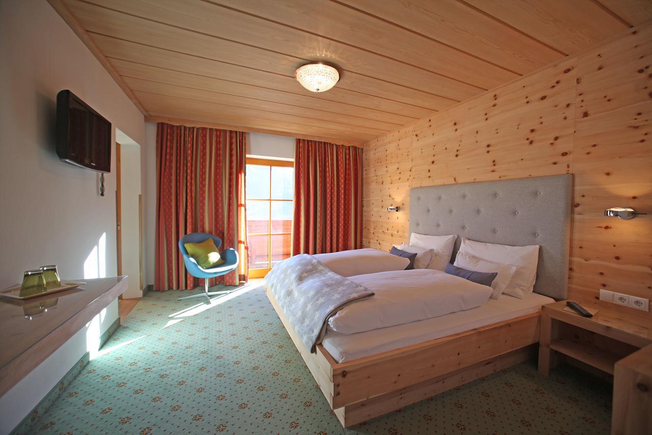 Отель Landgut Thalerhof Тельфес-им-Штубай Экстерьер фото